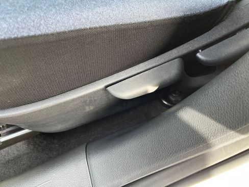 Used 2025 Nissan Versa SV image 22