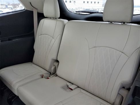 Used 2022 Buick Enclave Avenir w/ Trailering Package, 5000 lbs. image 12