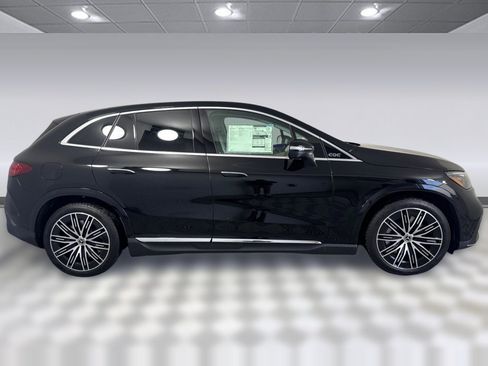 Used 2026 Mercedes-Benz EQE 320+ SUV image 7
