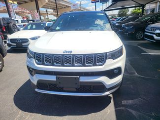 Used 2025 Jeep Compass Limited video 2