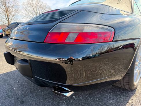 Used 2000 Porsche 911 Carrera 4 image 25