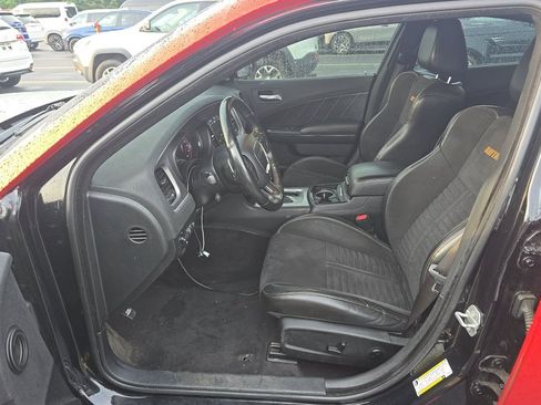 Used 2018 Dodge Charger R/T RWD image 11