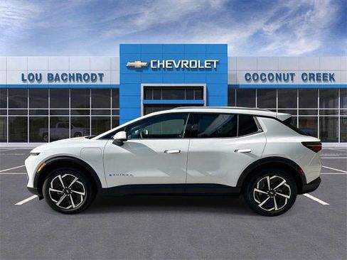 New 2026 Chevrolet Equinox EV LT image 5