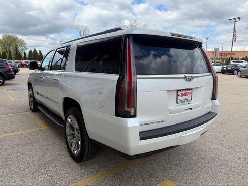 Used 2016 Cadillac Escalade ESV Premium AWD/4WD image 7