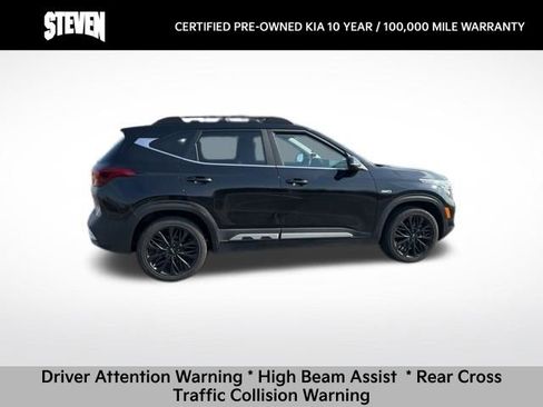 Certified 2022 Kia Seltos Nightfall Edition image 6