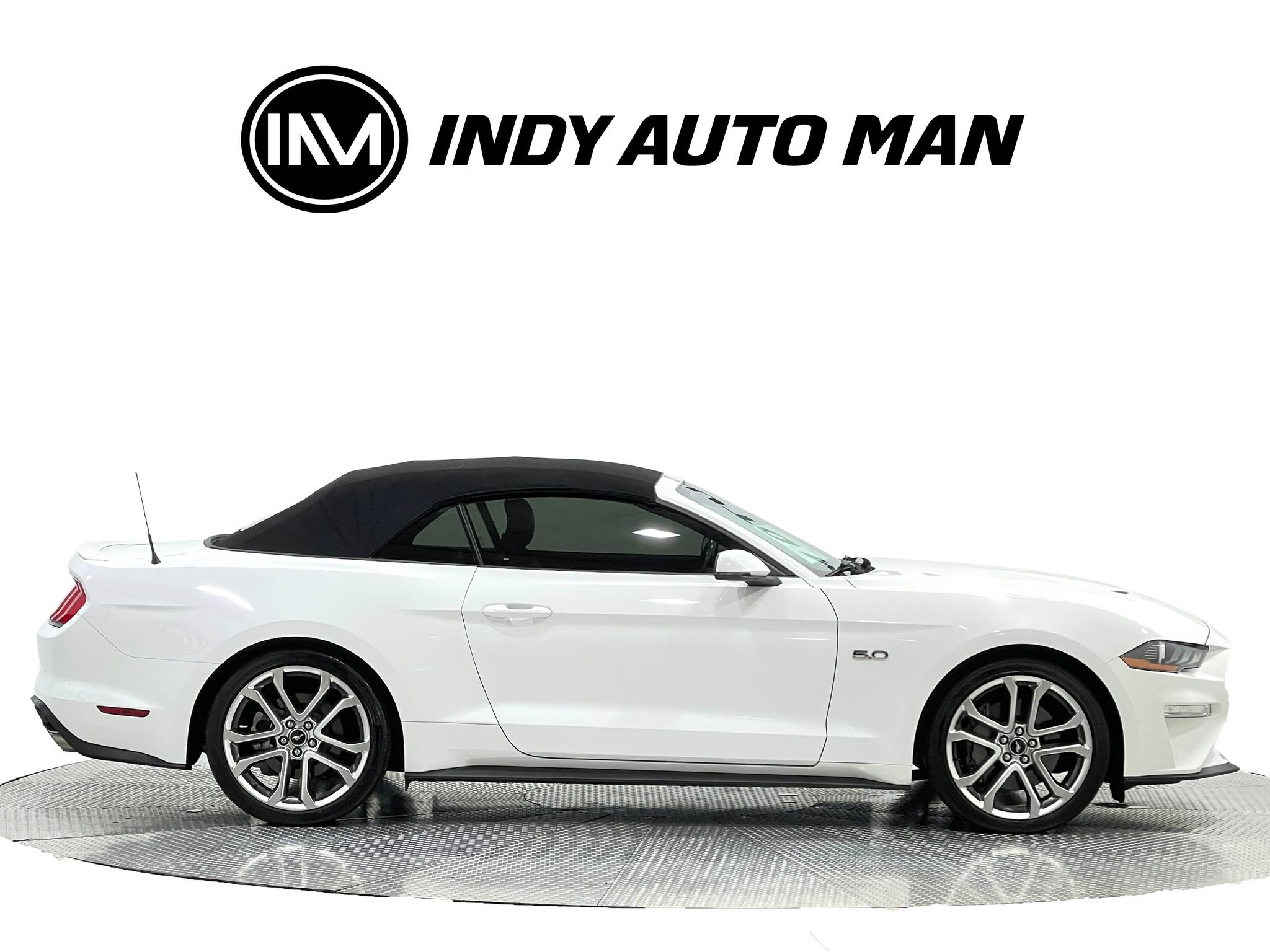 Used 2019 Ford Mustang GT Premium w/ Equipment Group 401A RWD image 3