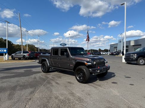 Used 2021 Jeep Gladiator Mojave image 1