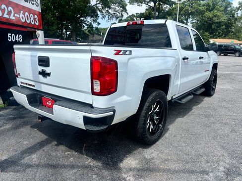 Used 2018 Chevrolet Silverado 1500 LTZ Z71 w/ Redline Edition AWD/4WD image 3