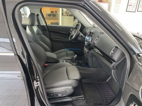 Used 2024 MINI Cooper Countryman S w/ Premium Package image 11