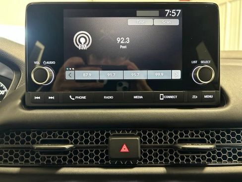 Certified 2023 Honda HR-V Sport image 31