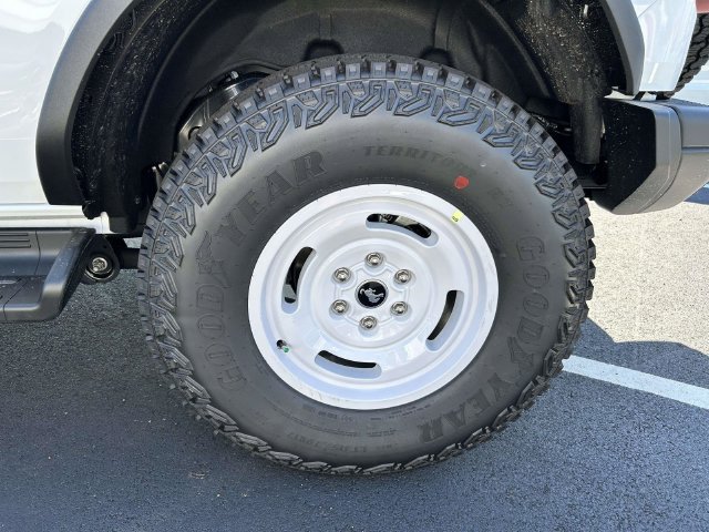 New 2026 Ford Bronco Heritage Edition AWD/4WD image 4
