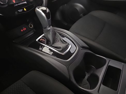 Used 2020 Nissan Rogue Sport S w/ Appearance Package FWD image 24