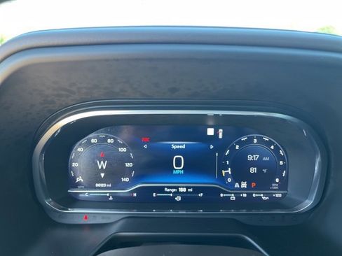 Used 2022 Chevrolet Suburban Z71 w/ Z71 Off-Road Package image 21