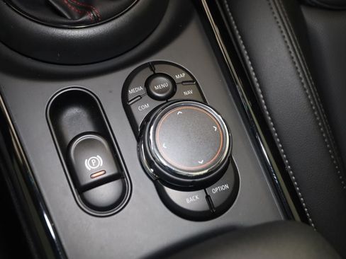 Used 2019 MINI Cooper Clubman S FWD image 27