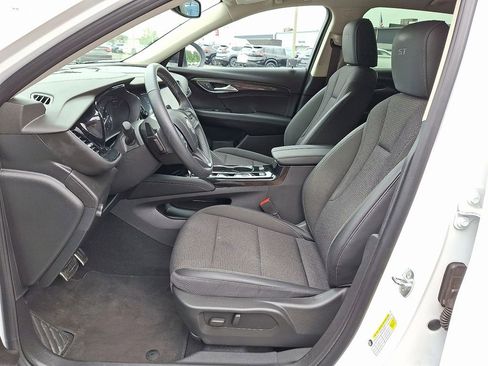 Used 2023 Buick Envision Preferred w/ Sport Touring Package image 15