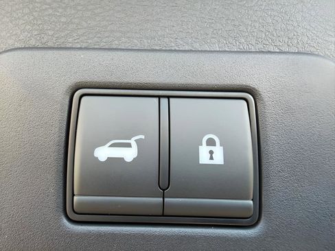 New 2026 Nissan Murano SL image 9