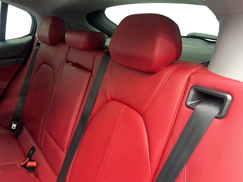 Used 2021 Alfa Romeo Stelvio Sprint w/ Nero Edizione image 33