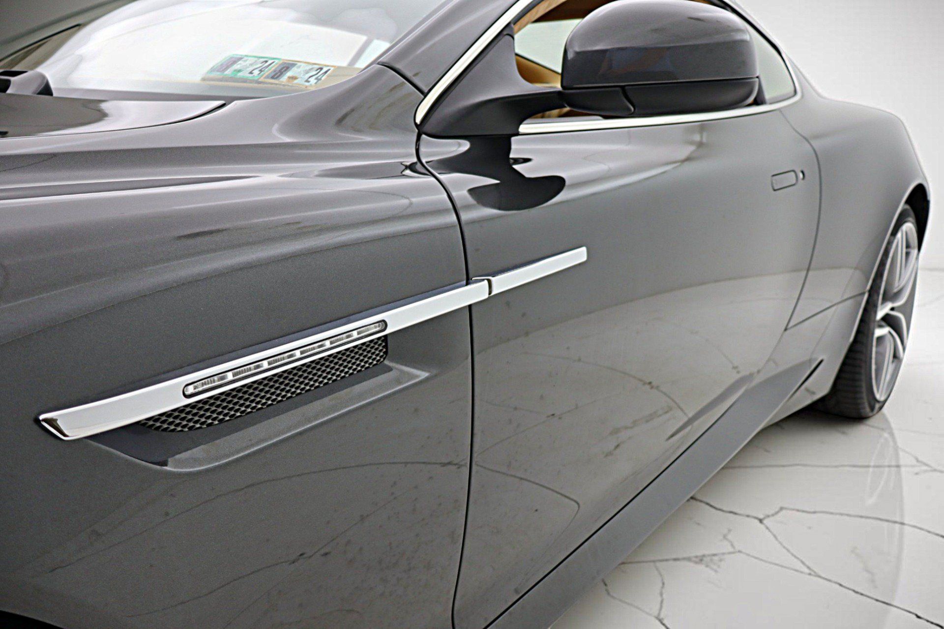 Used 2012 Aston Martin Virage Coupe RWD image 21