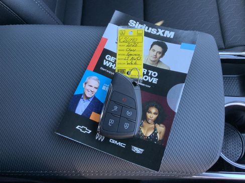 New 2026 Chevrolet Equinox LT w/ Convenience Package II image 68