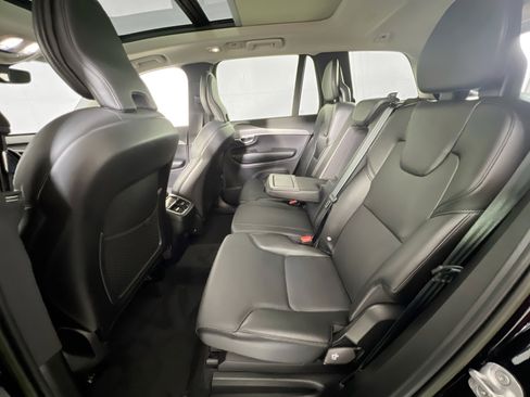 Used 2023 Volvo XC90 B5 Core w/ Protection Package Premier image 25