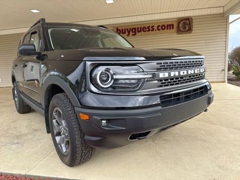 Used 2023 Ford Bronco Sport Badlands w/ Premium Package image 2