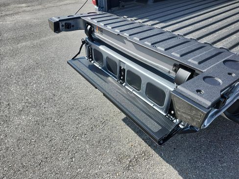 New 2026 GMC Sierra 1500 Denali w/ Denali Reserve Package image 10