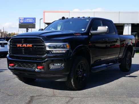 Used 2019 RAM 2500 Laramie w/ Black Appearance Package image 6