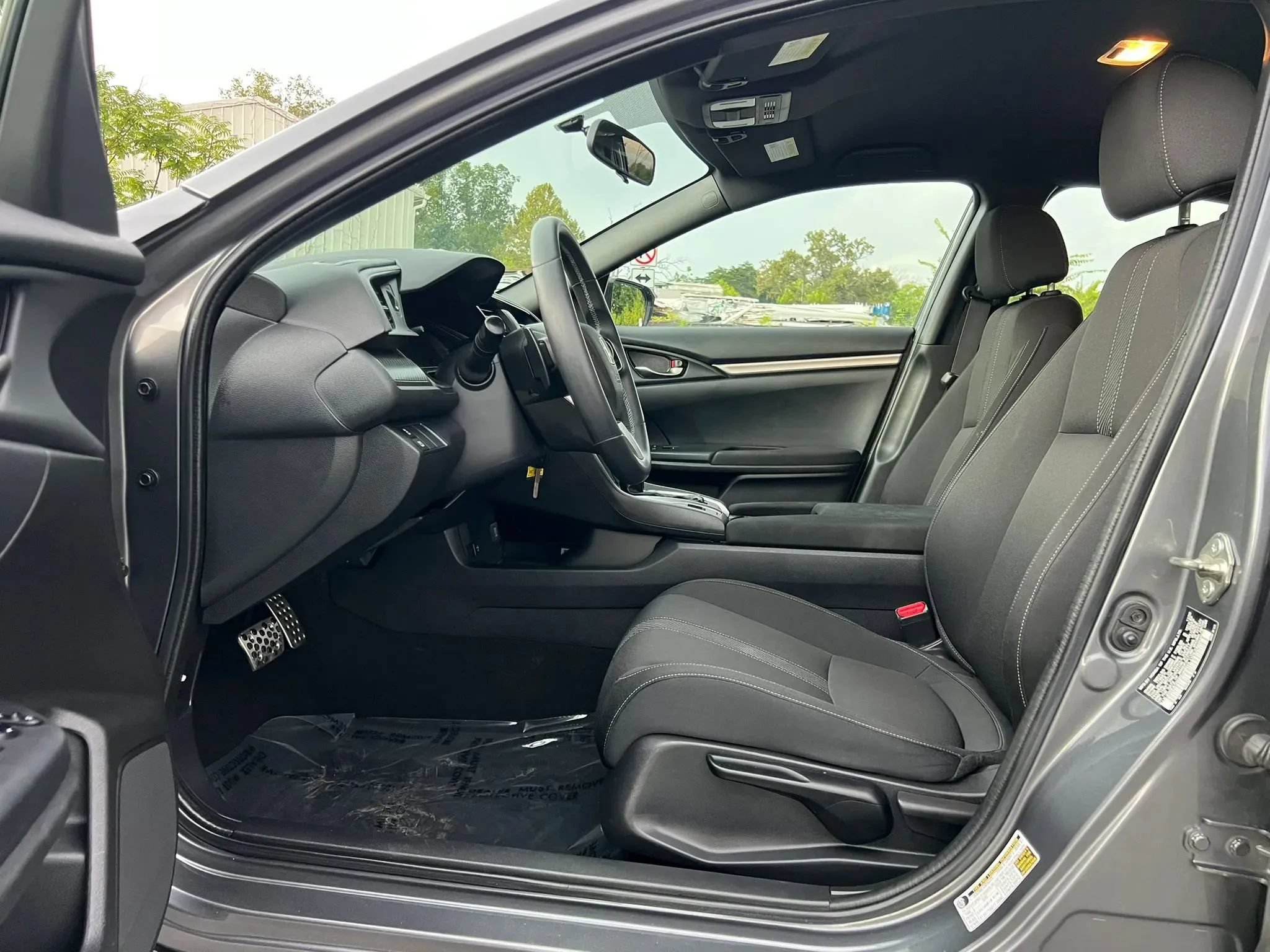 Used 2017 Honda Civic Sport image 14