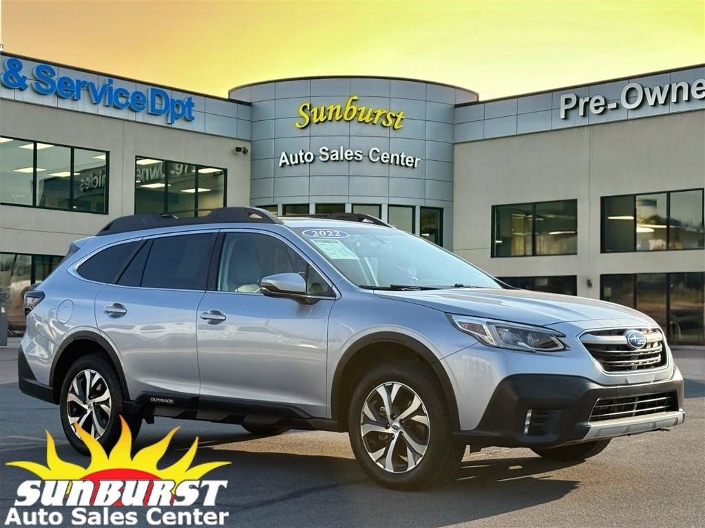 Used 2022 Subaru Outback Limited AWD/4WD image 1