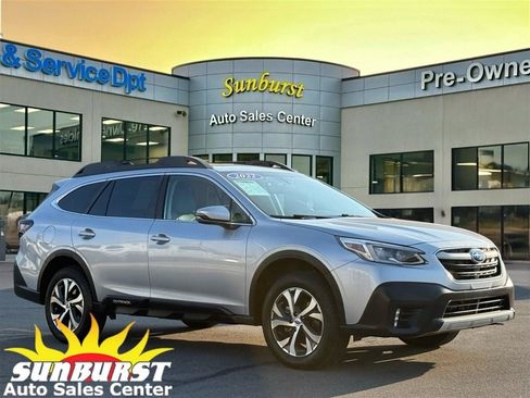 Used 2022 Subaru Outback Limited AWD/4WD image 1
