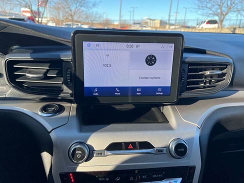 Used 2022 Ford Explorer XLT w/ Class IV Trailer Tow Package image 35