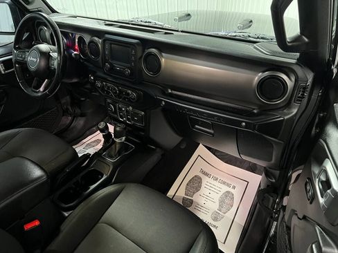 Used 2020 Jeep Wrangler Unlimited Sport S image 3