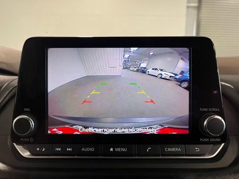 Used 2023 Nissan Rogue SV FWD image 26