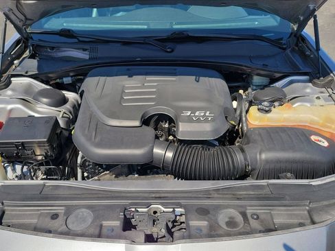Used 2014 Chrysler 300 S RWD image 30