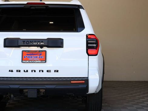Used 2026 Toyota 4Runner SR5 AWD/4WD image 13