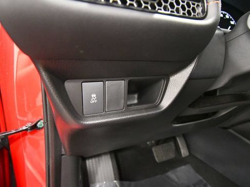 Certified 2026 Honda HR-V Sport image 18