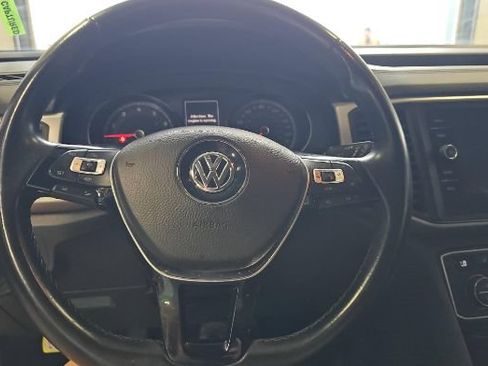 Used 2020 Volkswagen Atlas SE w/ Panoramic Sunroof Package FWD image 8