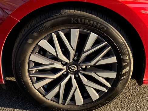 Used 2025 Nissan Altima 2.5 SV image 29