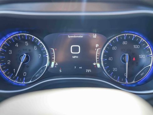 New 2026 Chrysler Voyager LX image 24