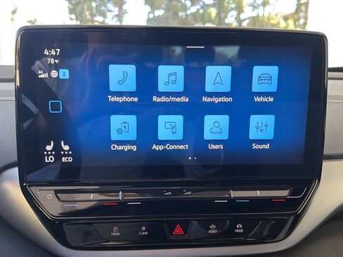 Certified 2024 Volkswagen ID.4 2WD image 19