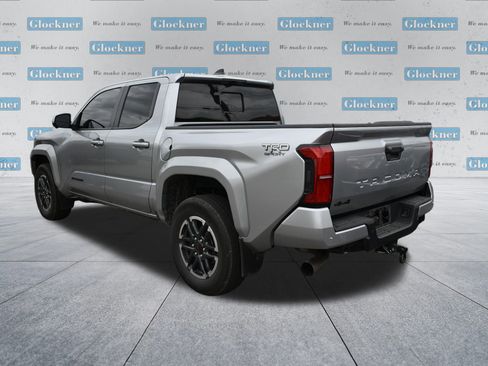 Used 2024 Toyota Tacoma TRD Sport w/ TRD Sport Premium Package image 11