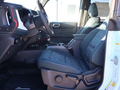 New 2025 Ford Bronco Heritage Edition image 9