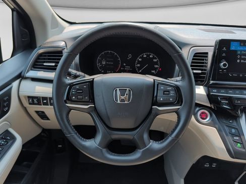 Used 2025 Honda Odyssey EX-L image 11