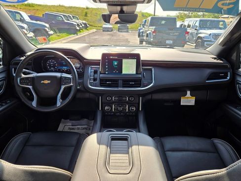 Used 2023 Chevrolet Tahoe Premier AWD/4WD image 19