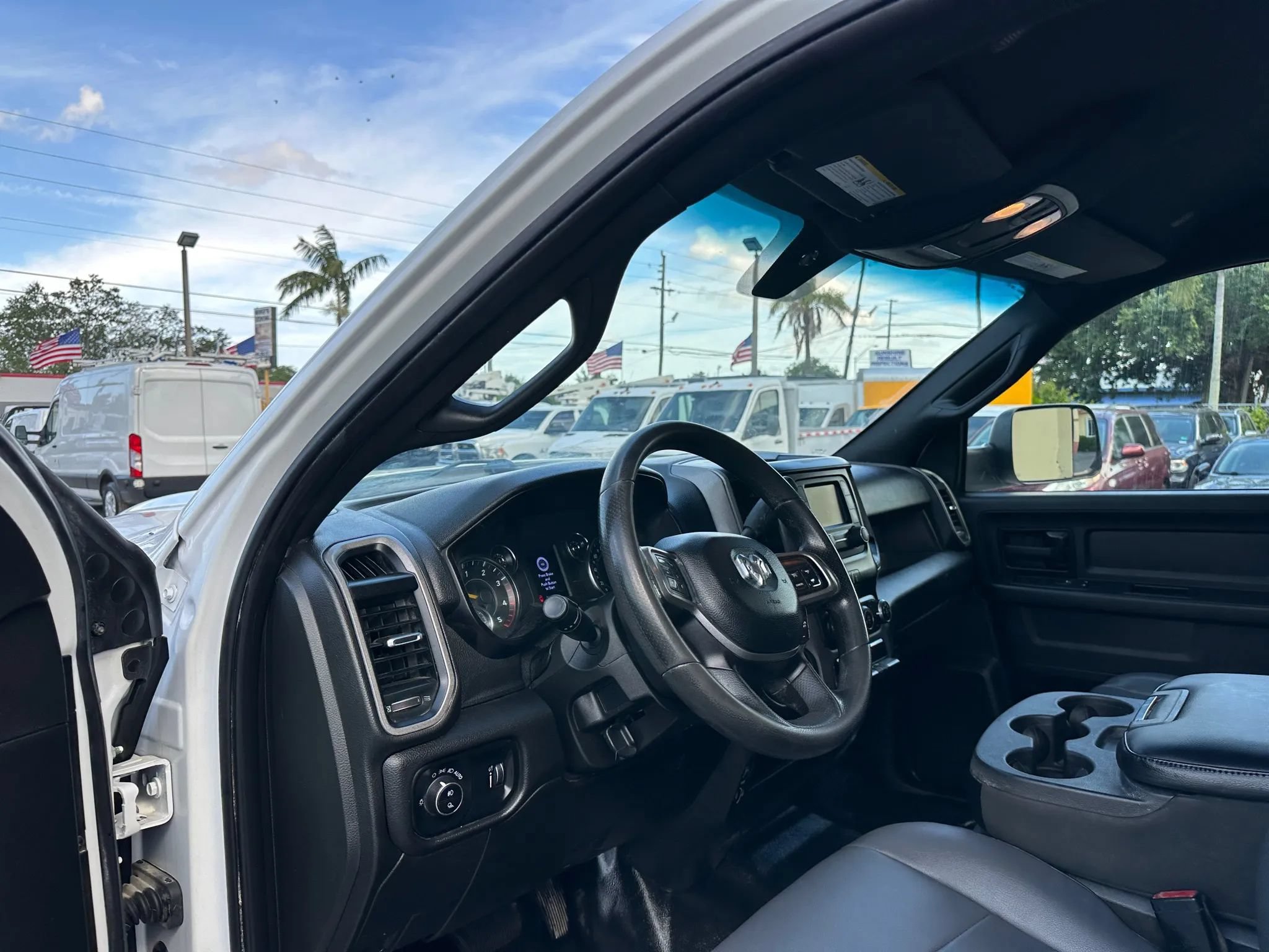 Used 2022 RAM 2500 Tradesman AWD/4WD image 10