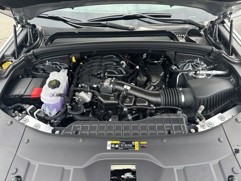 New 2025 Jeep Grand Cherokee Limited w/ Luxury Tech Group II image 24