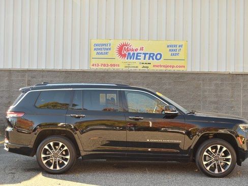 Used 2023 Jeep Grand Cherokee L Overland image 1