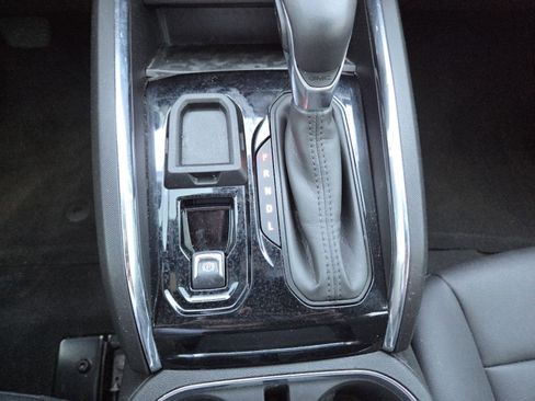 Used 2024 GMC Canyon Elevation w/ Elevation Premium Package RWD image 34