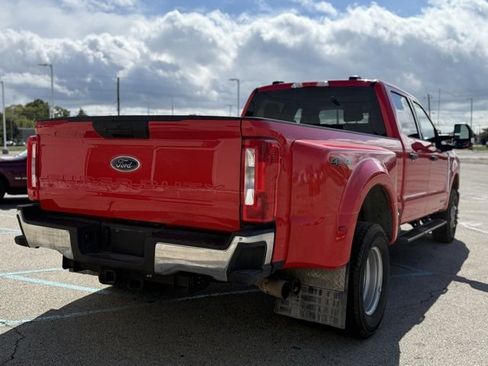 Used 2025 Ford F350 XLT image 3