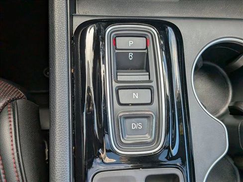 Used 2025 Honda Pilot Black Edition image 12